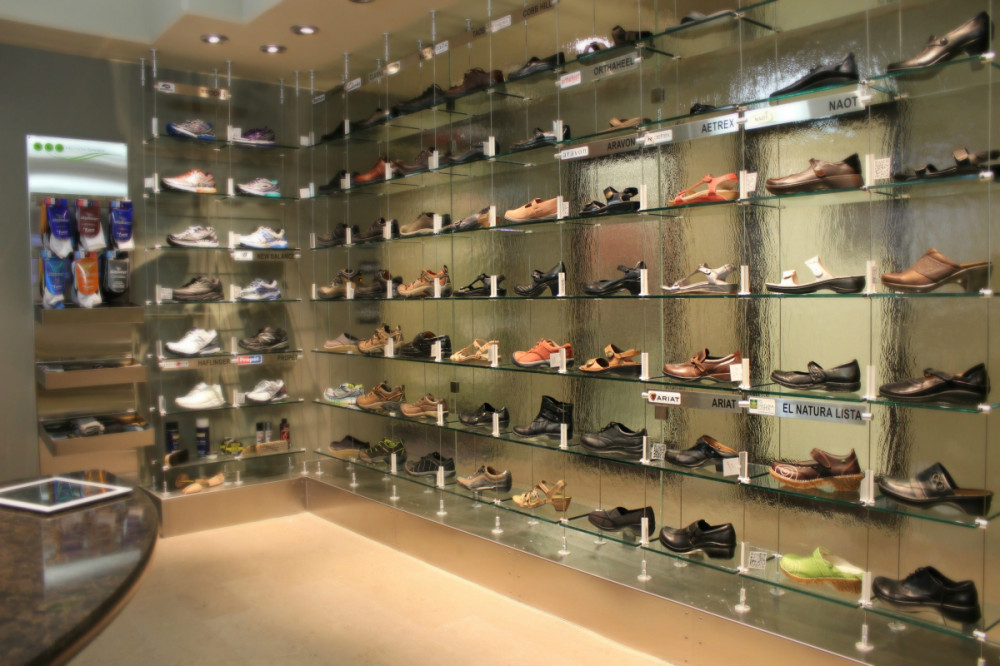 Optimized-shoe Display Less Blur - SLO Motion ShoesSLO Motion Shoes